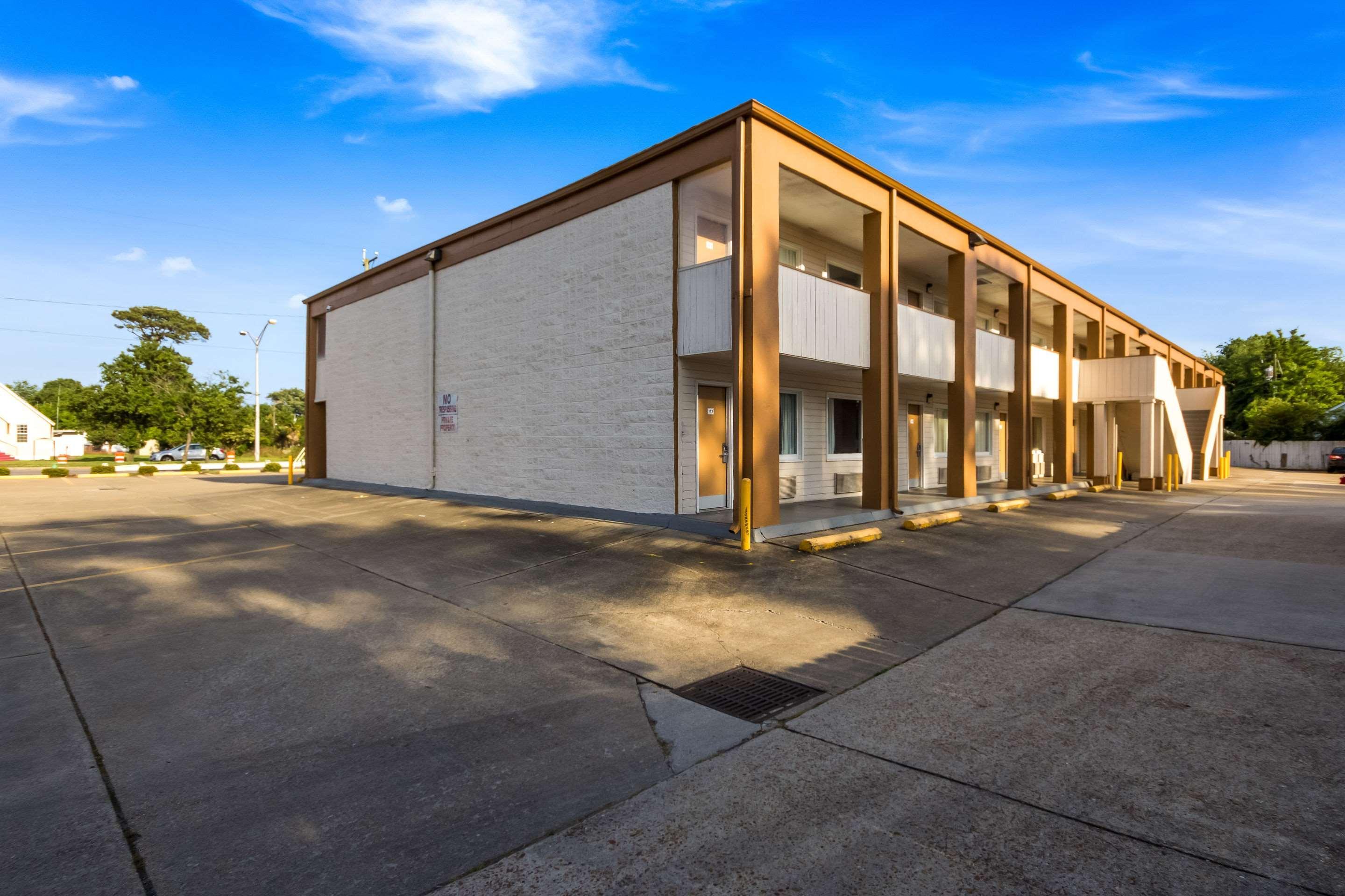 Econo Lodge Little Creek Norfolk Esterno foto