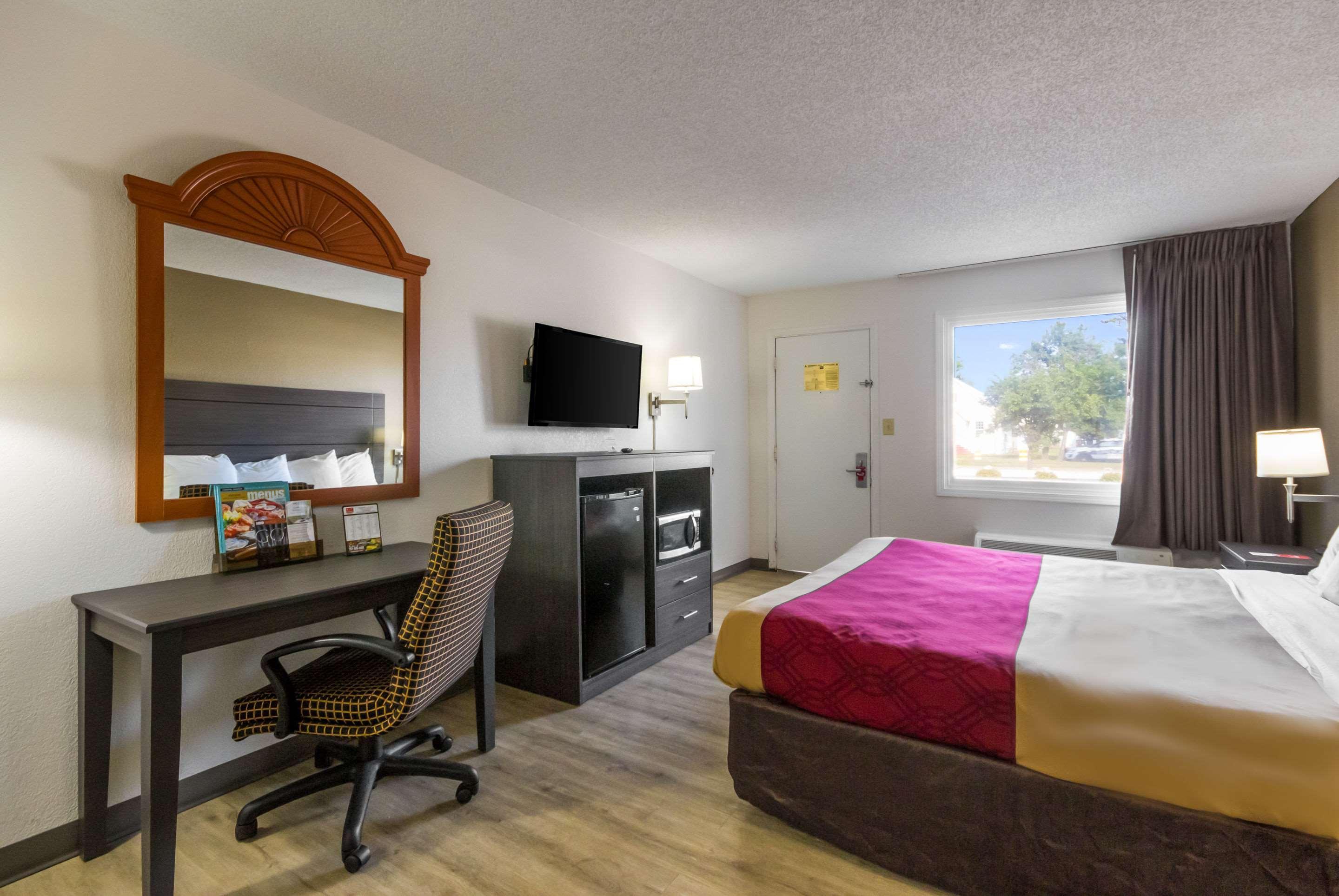 Econo Lodge Little Creek Norfolk Esterno foto