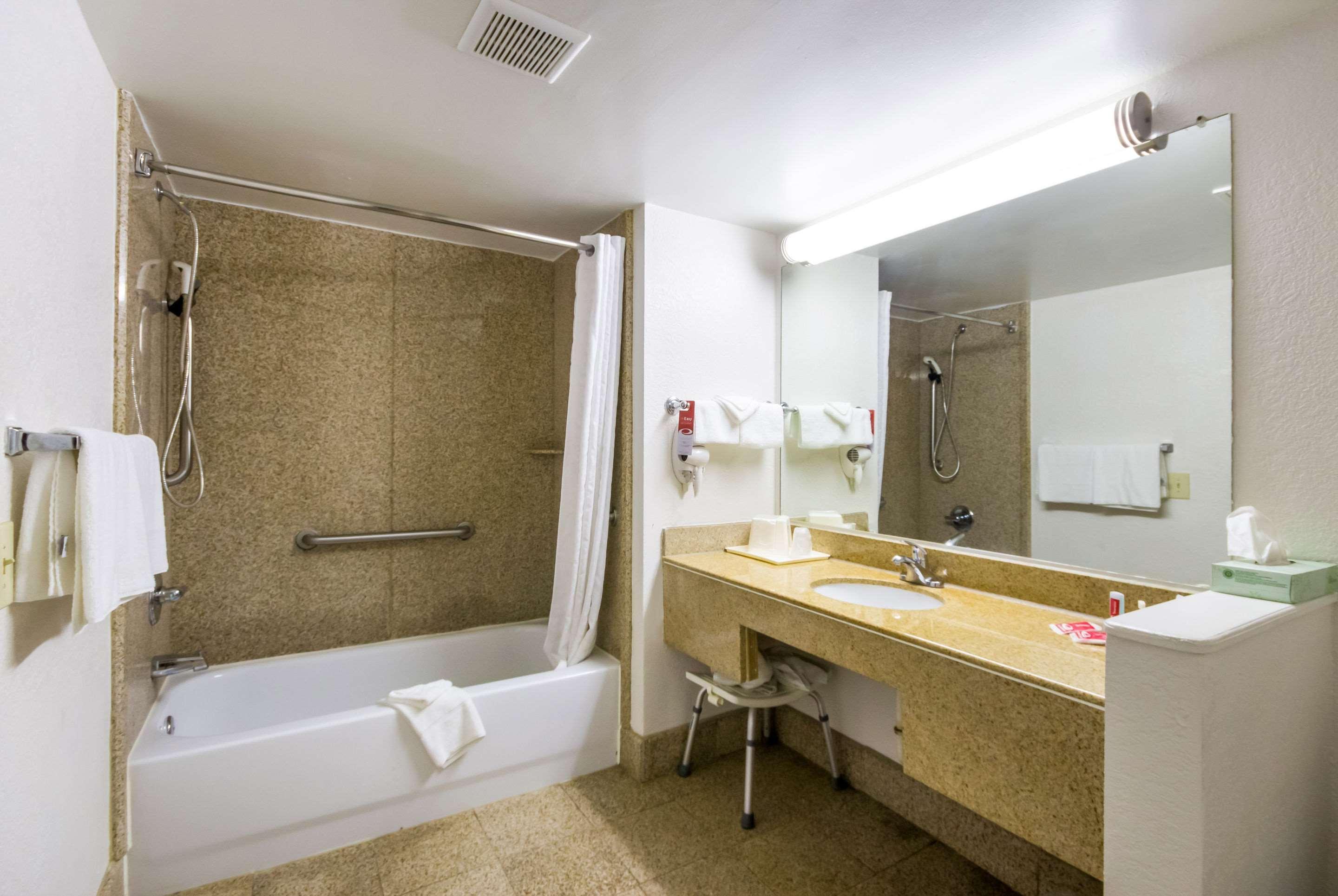 Econo Lodge Little Creek Norfolk Esterno foto